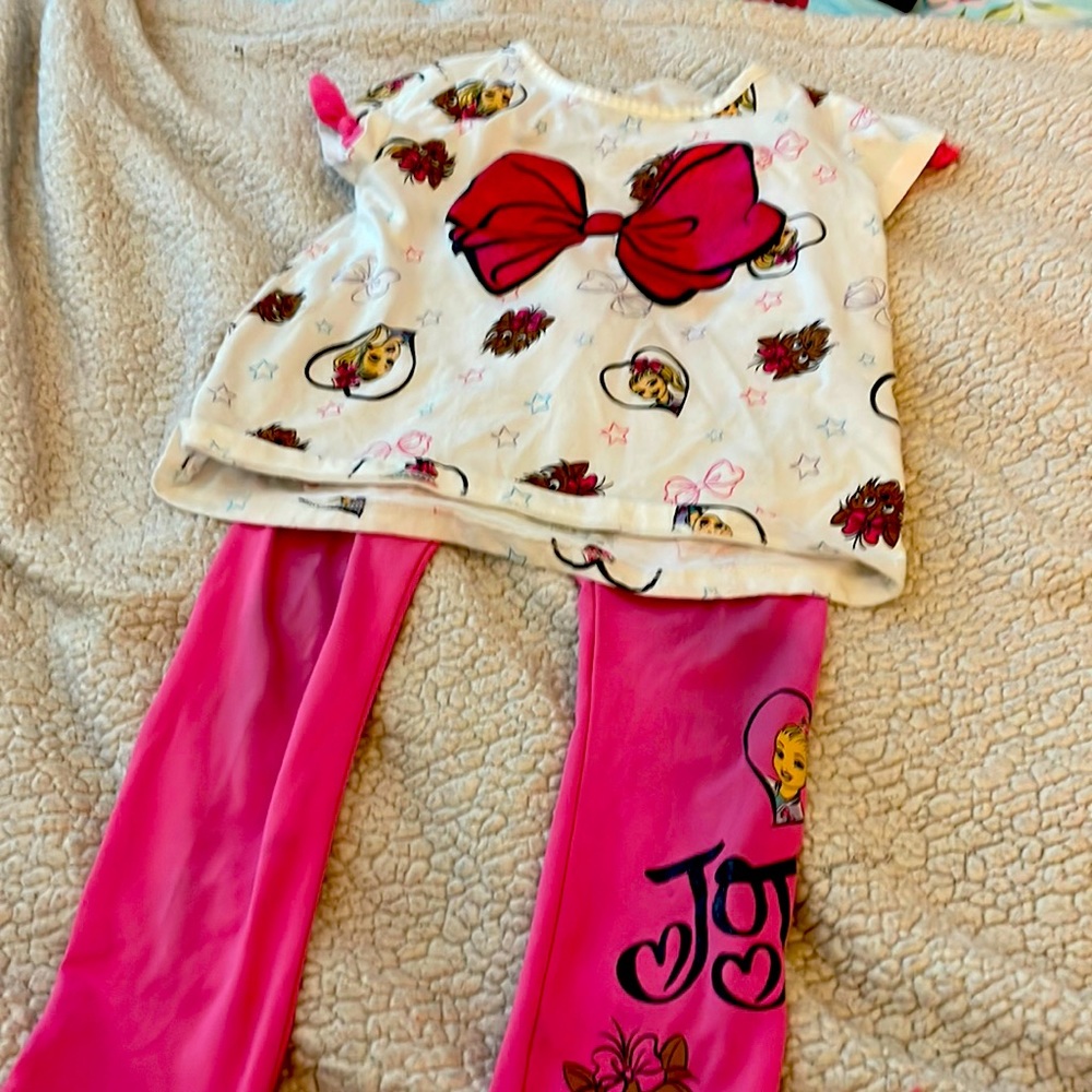 Two piece set